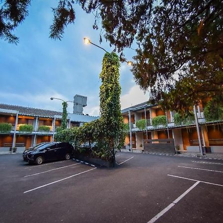 Hotel Nyland Pasteur Bandung Eksteriør bilde