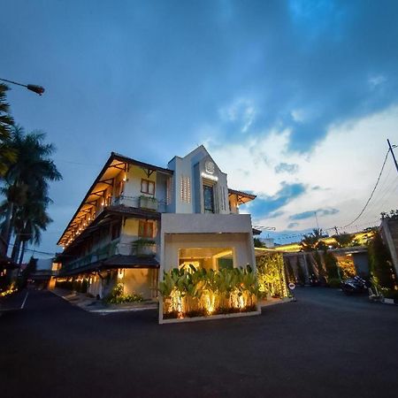 Hotel Nyland Pasteur Bandung Eksteriør bilde